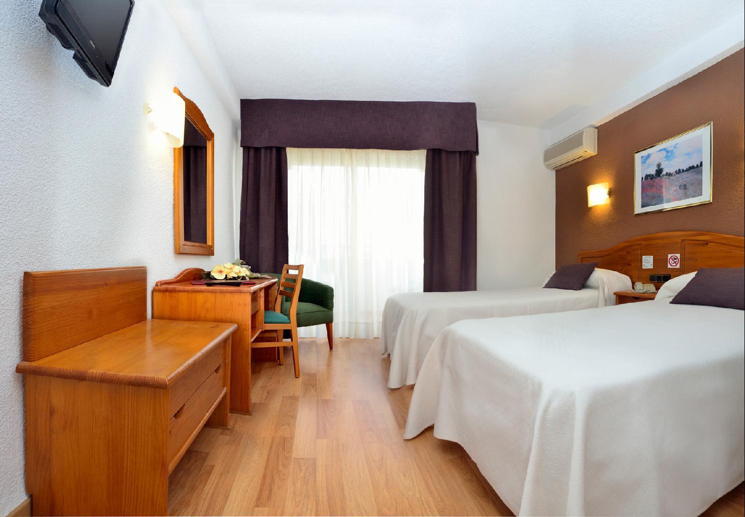 Hotel Caballo De Oro เบนิดอร์ม ภายนอก รูปภาพ