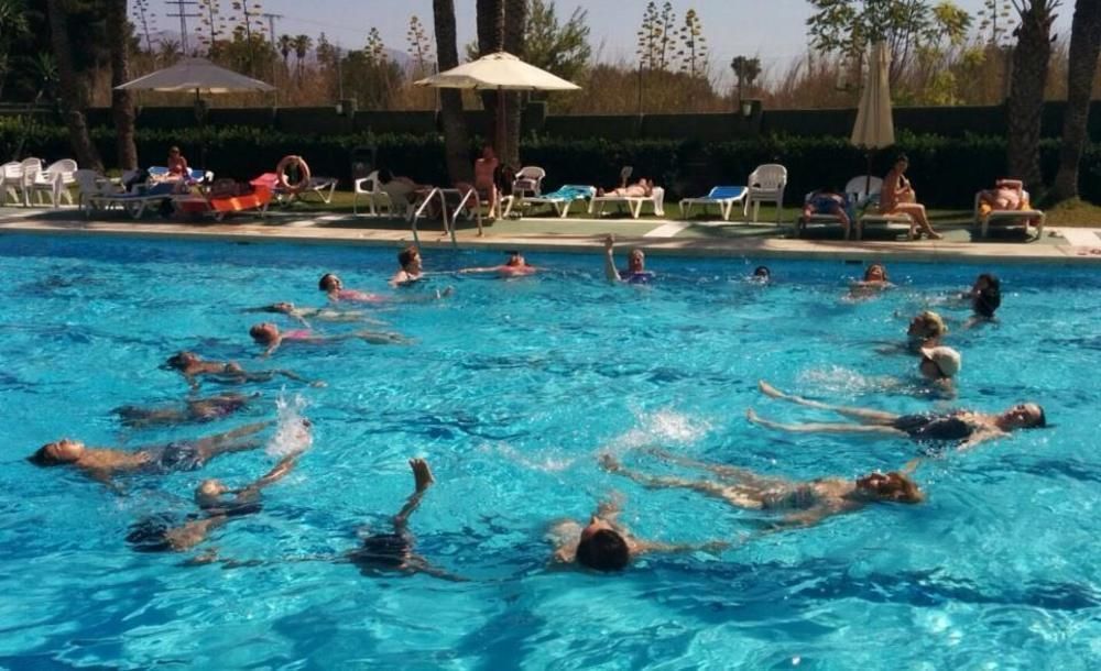 Hotel Caballo De Oro เบนิดอร์ม ภายนอก รูปภาพ