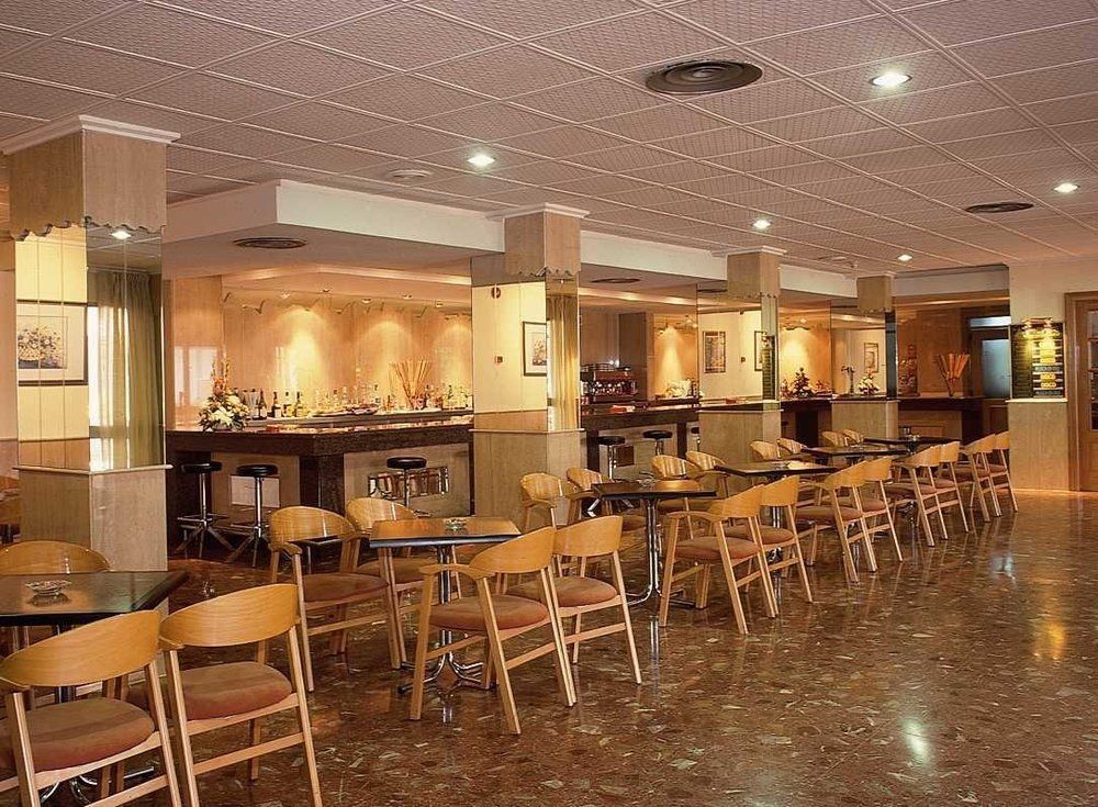 Hotel Caballo De Oro เบนิดอร์ม ภายนอก รูปภาพ
